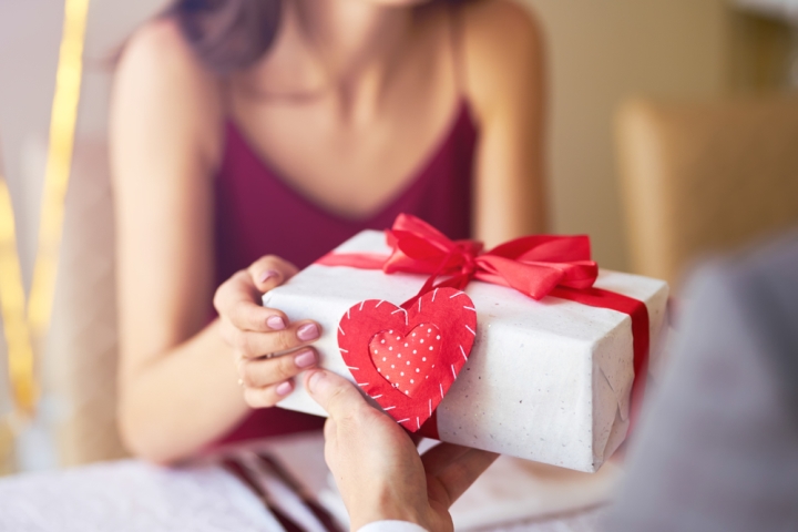 Quà tặng Valentine đối với bạn trai mới yêu